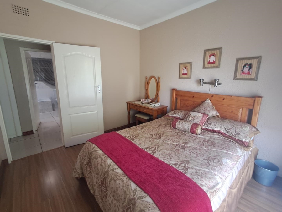 4 Bedroom Property for Sale in Randhart Gauteng