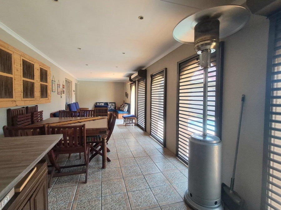 4 Bedroom Property for Sale in Randhart Gauteng