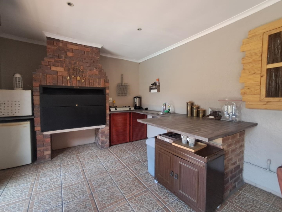 4 Bedroom Property for Sale in Randhart Gauteng