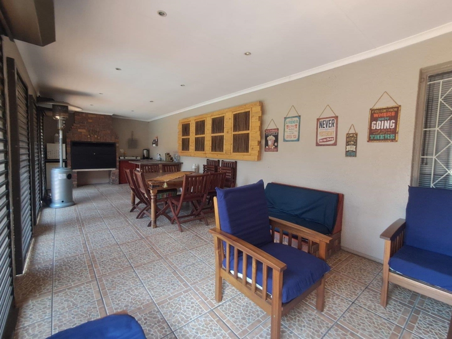 4 Bedroom Property for Sale in Randhart Gauteng