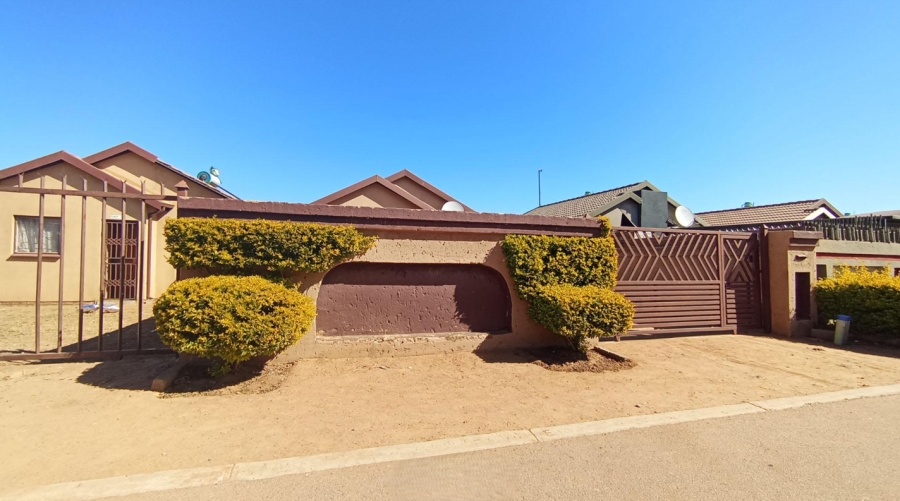 2 Bedroom Property for Sale in Soshanguve VV Gauteng