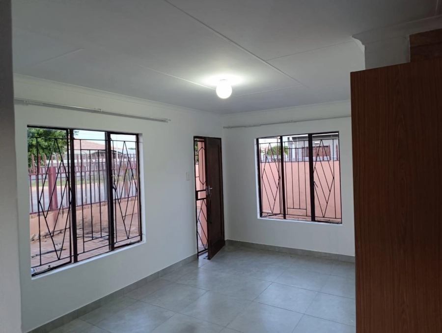 3 Bedroom Property for Sale in Soshanguve VV Gauteng