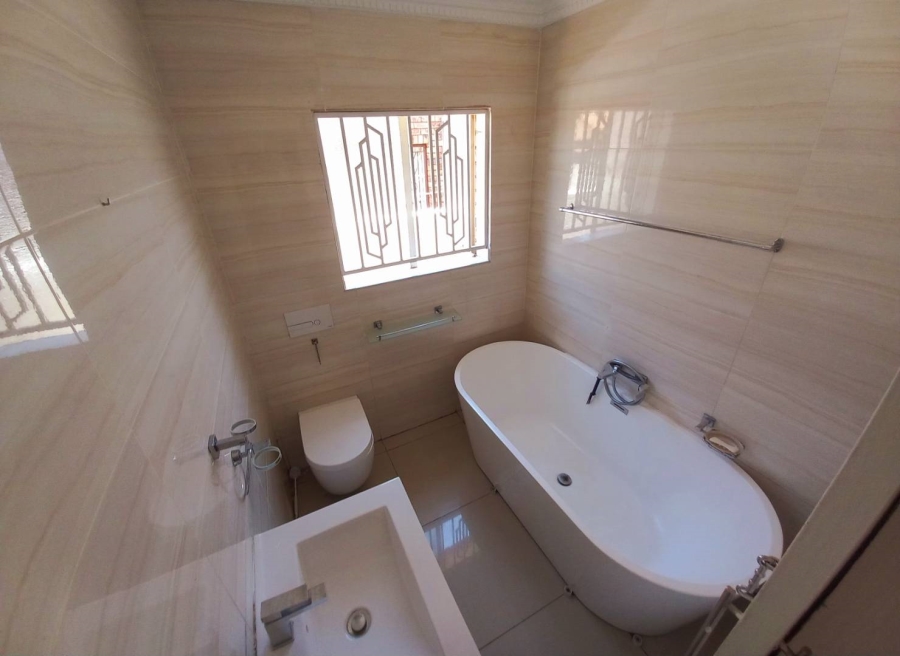 4 Bedroom Property for Sale in Danville Gauteng