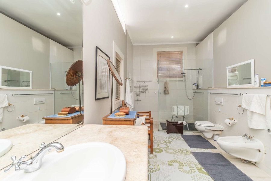 5 Bedroom Property for Sale in Craighall Park Gauteng