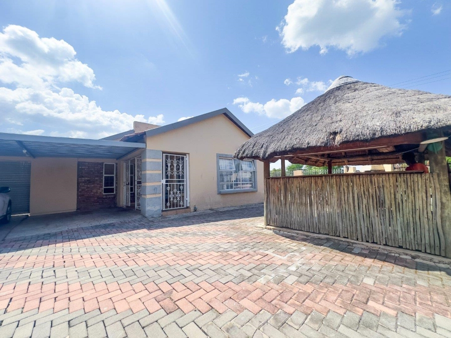 3 Bedroom Property for Sale in Pretoria North Gauteng
