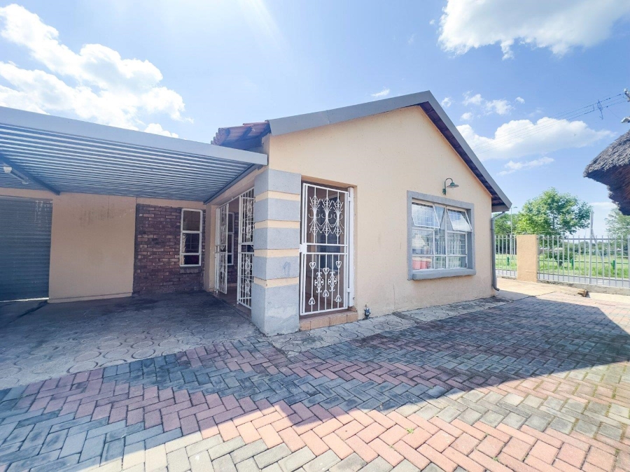 3 Bedroom Property for Sale in Pretoria North Gauteng
