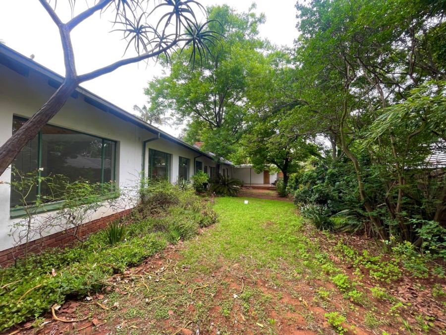 6 Bedroom Property for Sale in Murrayfield Gauteng