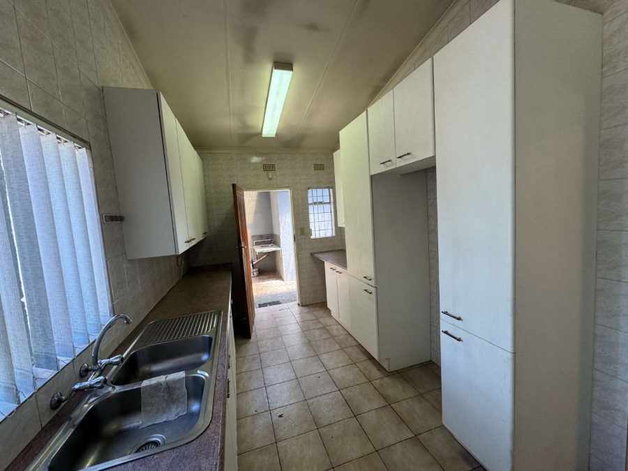 4 Bedroom Property for Sale in Brackenhurst Gauteng