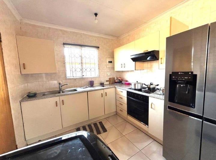 3 Bedroom Property for Sale in Alveda Park Gauteng