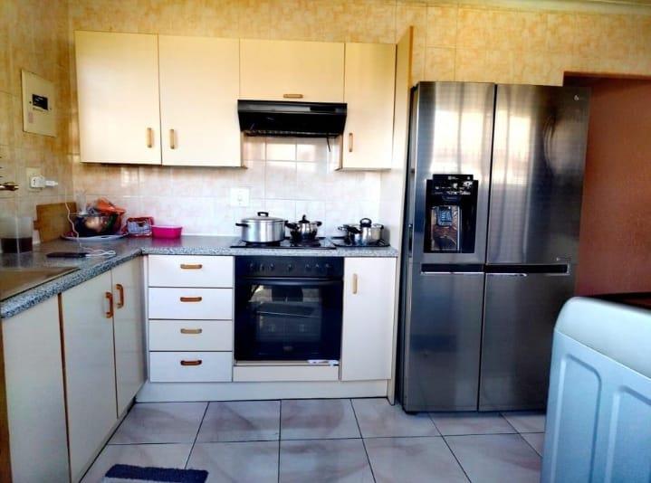 3 Bedroom Property for Sale in Alveda Park Gauteng