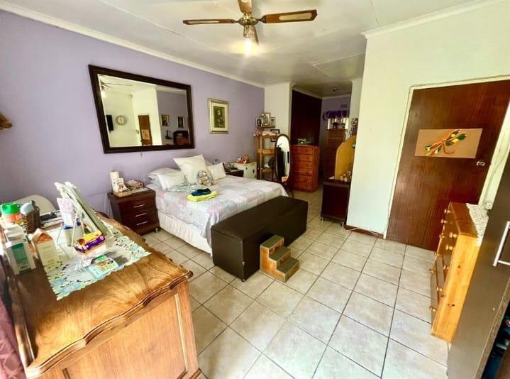 4 Bedroom Property for Sale in Alan Manor Gauteng