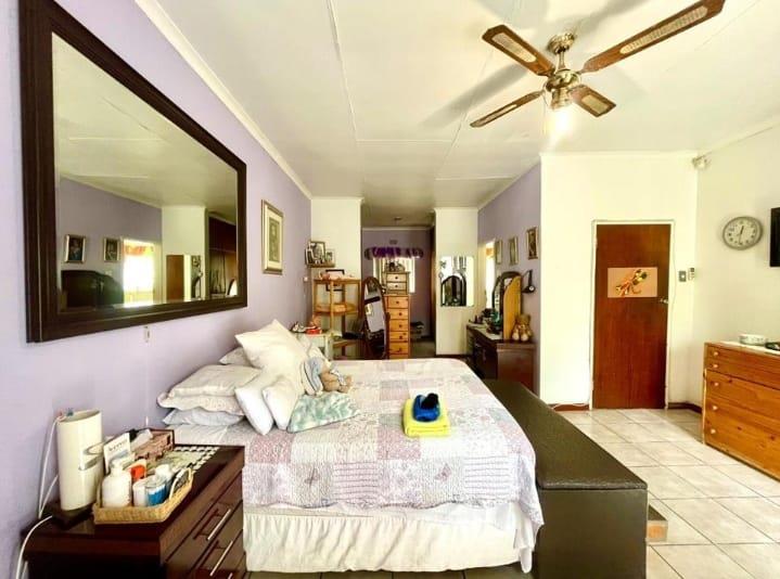 4 Bedroom Property for Sale in Alan Manor Gauteng