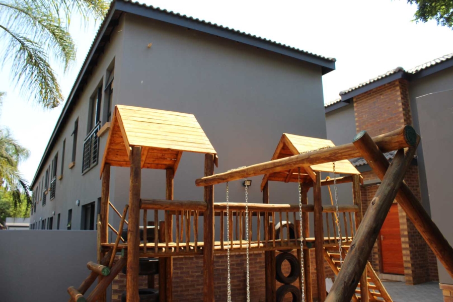 2 Bedroom Property for Sale in Pretoria North Gauteng