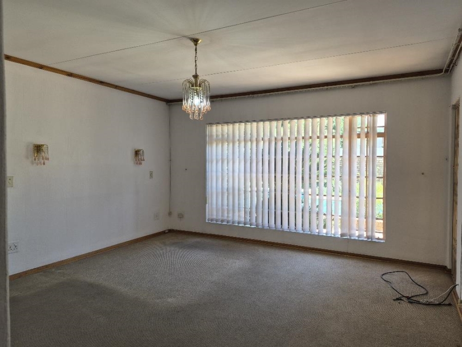 5 Bedroom Property for Sale in Bartlett Gauteng