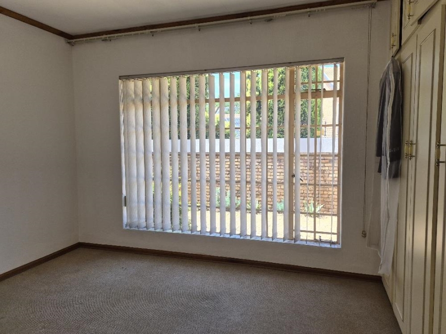 5 Bedroom Property for Sale in Bartlett Gauteng