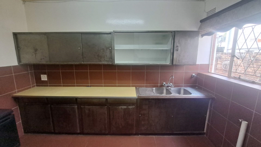 To Let 2 Bedroom Property for Rent in Robindale Gauteng