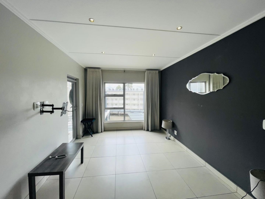 2 Bedroom Property for Sale in Atholl Gauteng