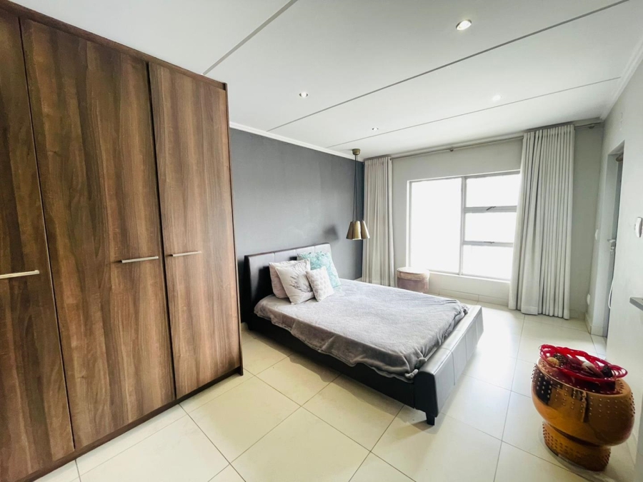 2 Bedroom Property for Sale in Atholl Gauteng