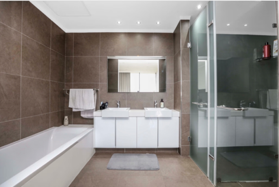 2 Bedroom Property for Sale in Morningside Gauteng