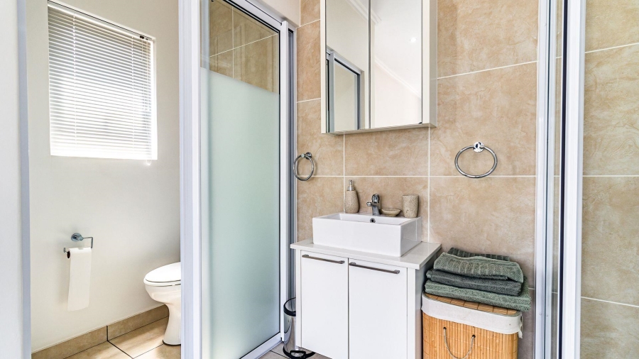 2 Bedroom Property for Sale in Barbeque Downs Gauteng