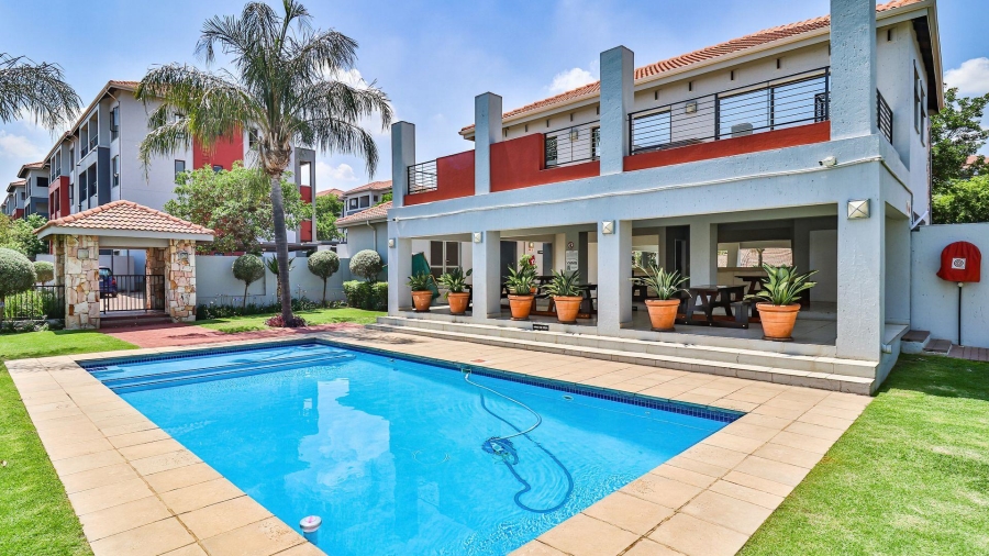 2 Bedroom Property for Sale in Barbeque Downs Gauteng