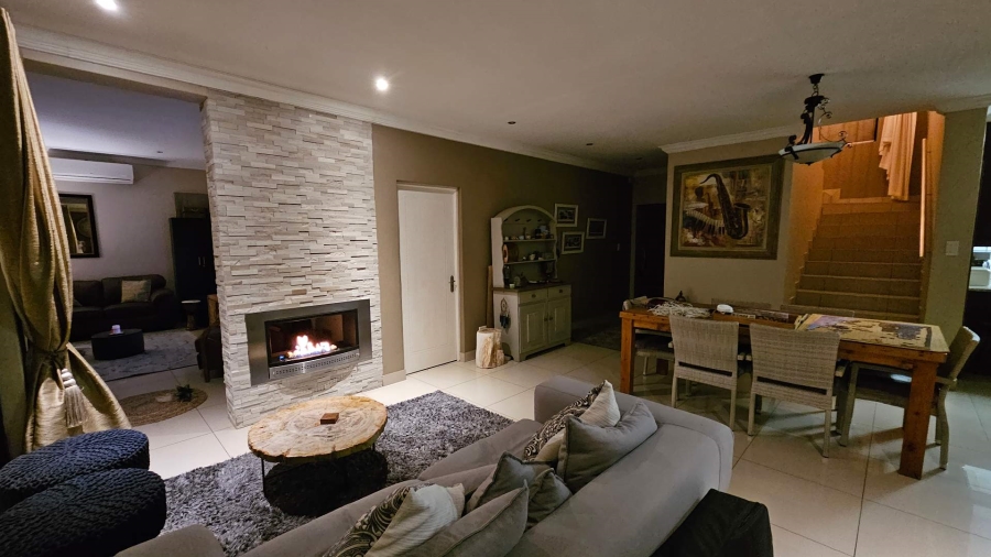 4 Bedroom Property for Sale in Zwartkop Golf Estate Gauteng