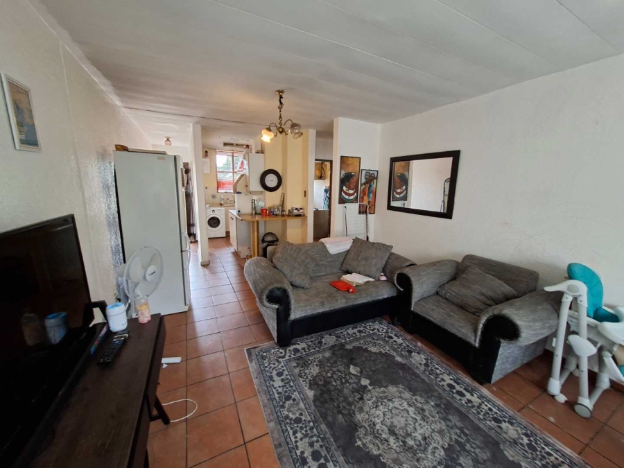 2 Bedroom Property for Sale in Pretoria Gardens Gauteng