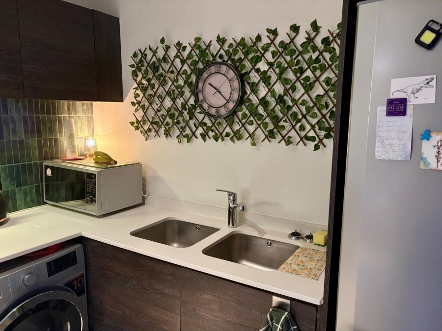 1 Bedroom Property for Sale in Equestria Gauteng