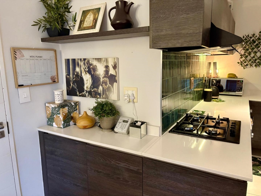 1 Bedroom Property for Sale in Equestria Gauteng