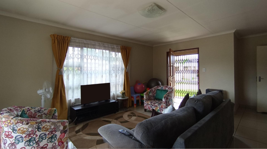 3 Bedroom Property for Sale in Eldorette Gauteng
