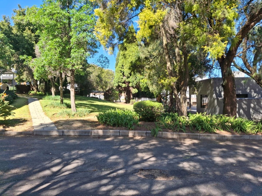 To Let 1 Bedroom Property for Rent in Benmore Gauteng