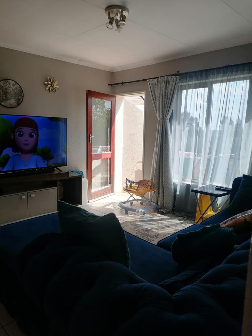 To Let 2 Bedroom Property for Rent in Helderwyk Gauteng