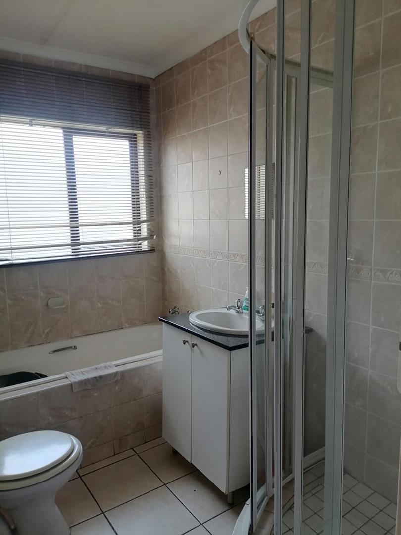 To Let 2 Bedroom Property for Rent in Helderwyk Gauteng