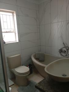 2 Bedroom Property for Sale in Aeroton Gauteng