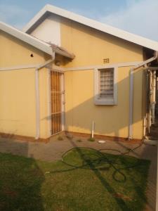 3 Bedroom Property for Sale in Albertsdal Gauteng