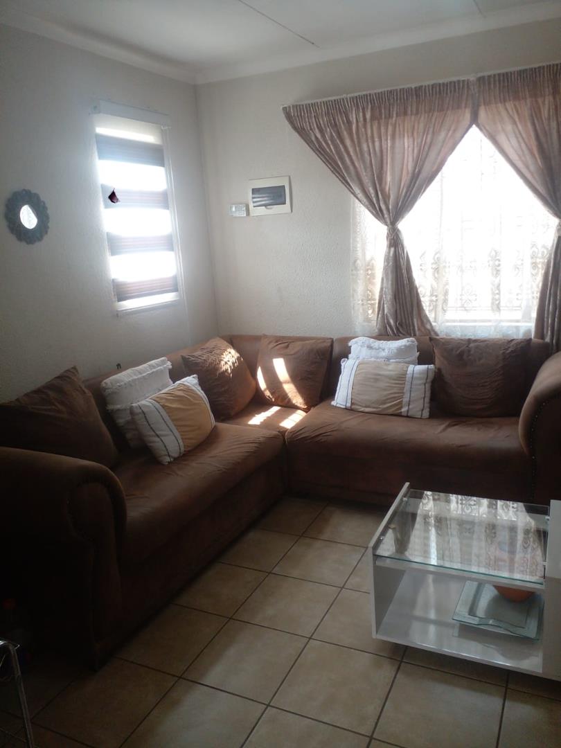 3 Bedroom Property for Sale in Albertsdal Gauteng
