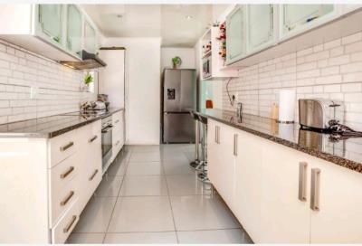 4 Bedroom Property for Sale in Meadowhurst Gauteng