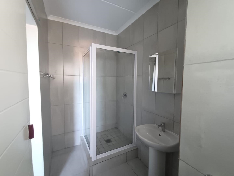 To Let 1 Bedroom Property for Rent in Ferndale Gauteng