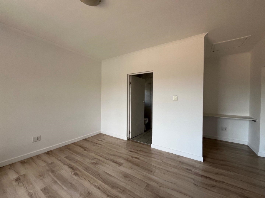 To Let 2 Bedroom Property for Rent in Edenvale Gauteng