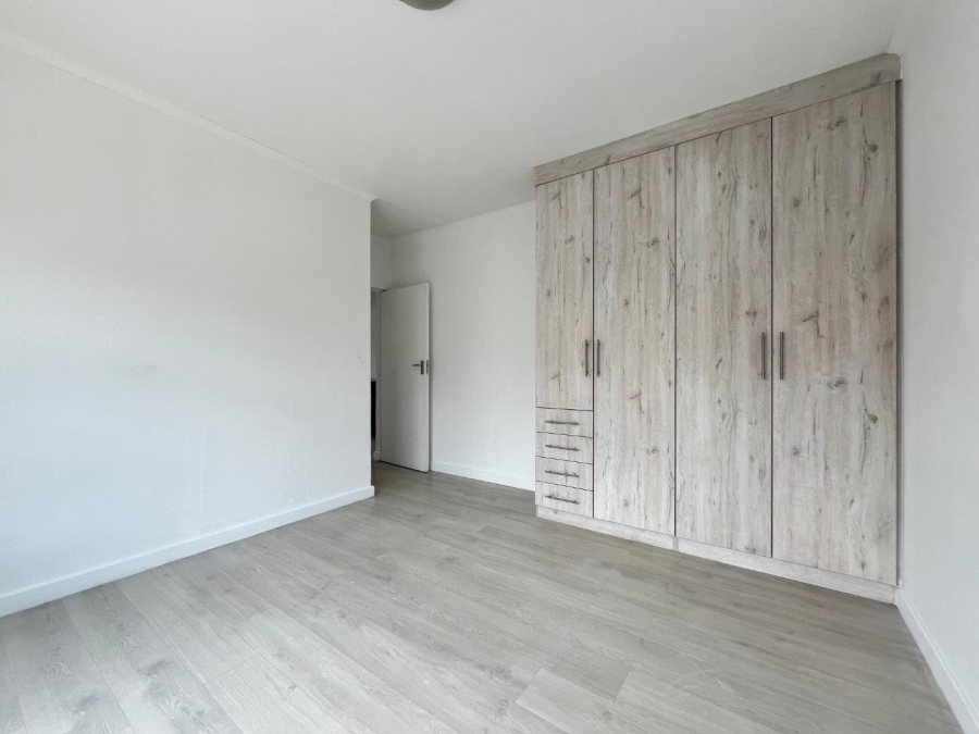 To Let 2 Bedroom Property for Rent in Edenvale Gauteng