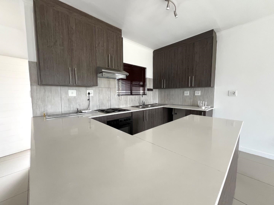 To Let 2 Bedroom Property for Rent in Edenvale Gauteng