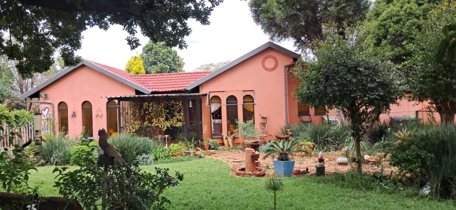 5 Bedroom Property for Sale in Clarina Gauteng