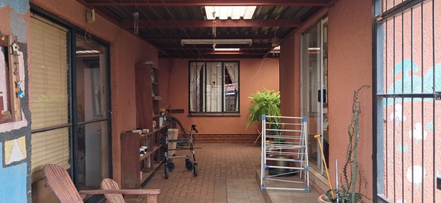 5 Bedroom Property for Sale in Clarina Gauteng