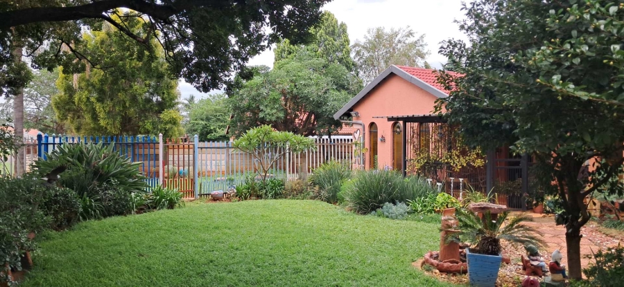 5 Bedroom Property for Sale in Clarina Gauteng
