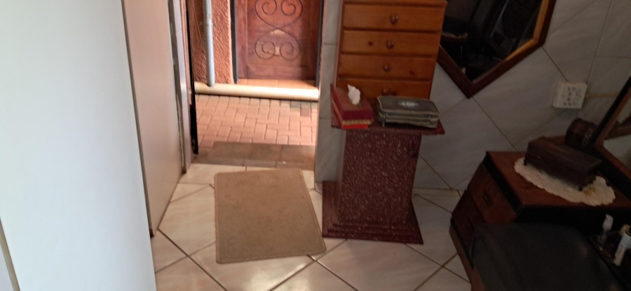 5 Bedroom Property for Sale in Clarina Gauteng