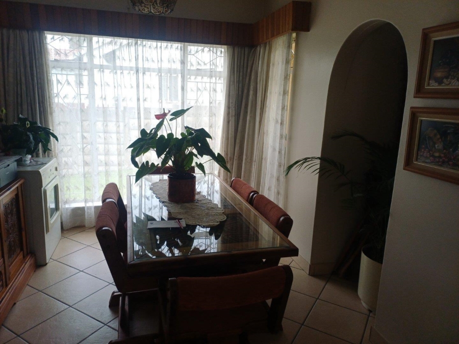 3 Bedroom Property for Sale in Birchleigh Gauteng