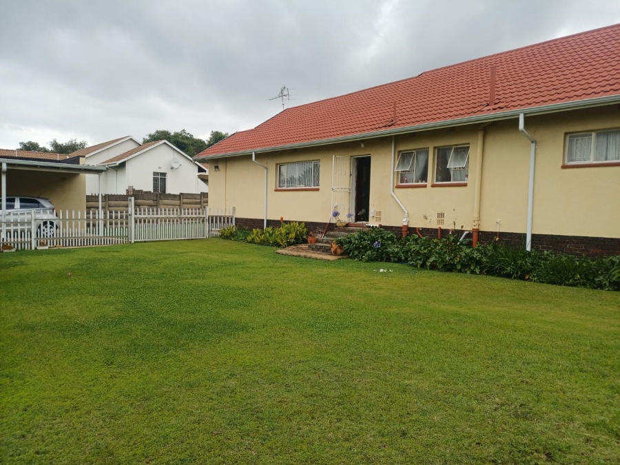 3 Bedroom Property for Sale in Birchleigh Gauteng