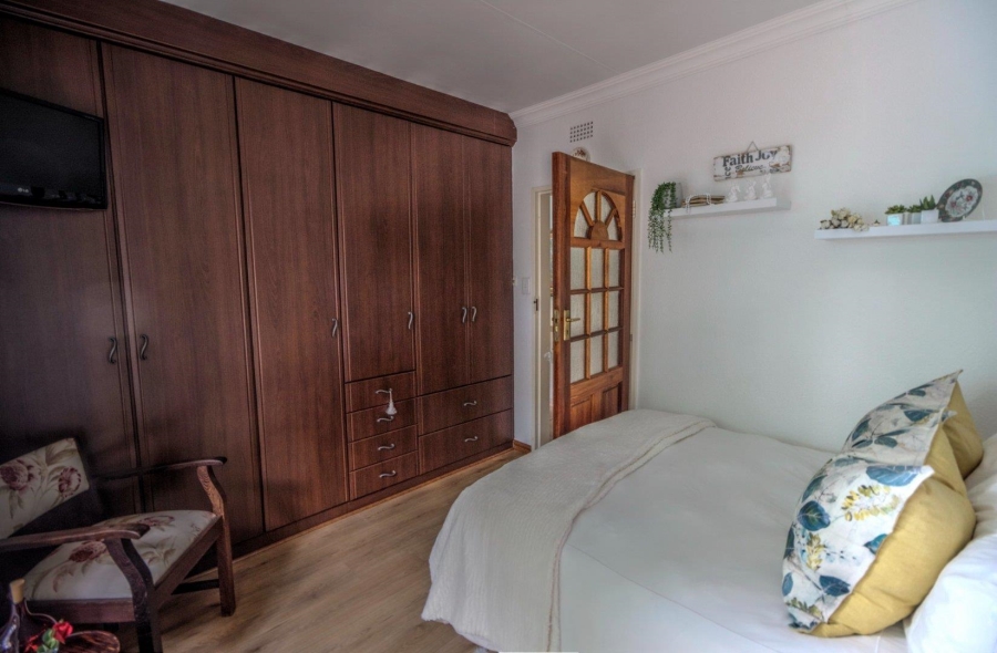 3 Bedroom Property for Sale in Van Riebeeck Park Gauteng