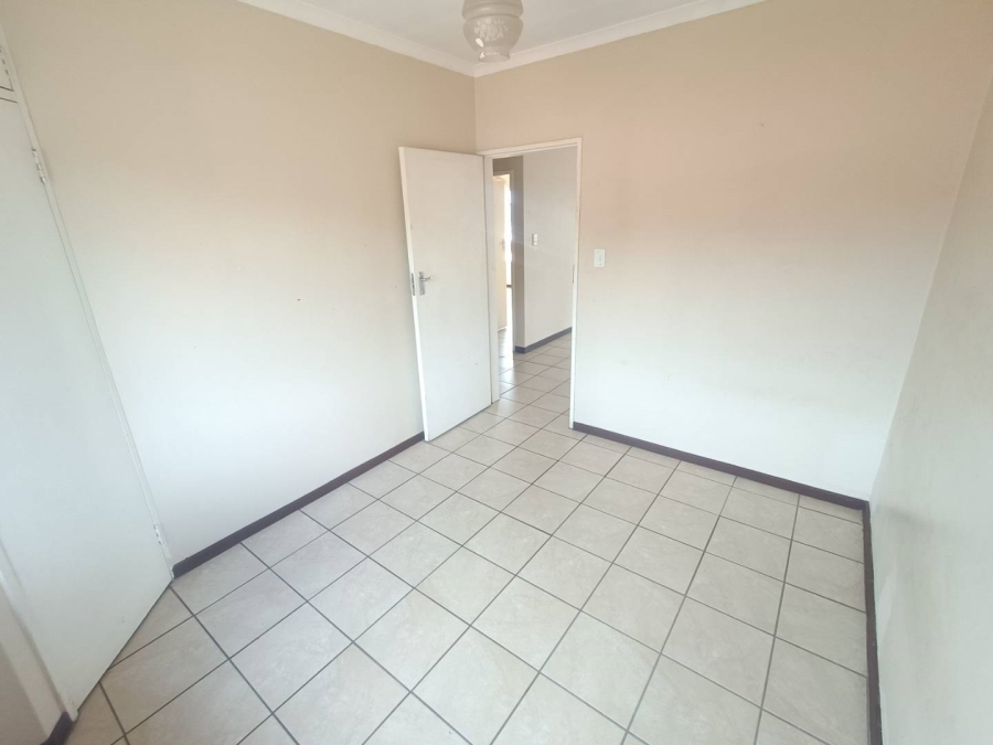 2 Bedroom Property for Sale in Zwartkop Gauteng