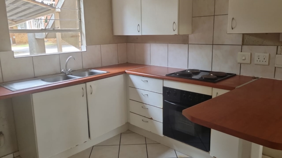 3 Bedroom Property for Sale in Roodepoort Gauteng